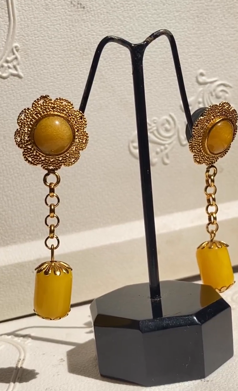 Golden Haldi Stud and Necklace Set
